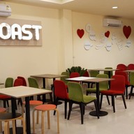 Lovetoast สาขา ศรีด่าน22 ขนมปังปิ้ง ฮันนี่โทสต์ เครื่องดื่มนมสดแท้