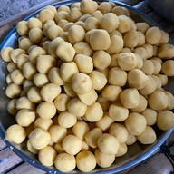 กล้วยทอดใต้ต้นหูกวาง