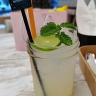 เมนูของร้าน Krit Thai Residence