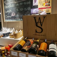 หน้าร้าน Krit Thai Residence