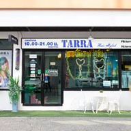 Tarra Hair stylist