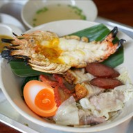 เมนูของร้าน โตจังอ๋อง noodlebar บะหมี่กุ้งแม่น้ำเผาเจ้าแรกของไทย ป้อมปราบศัตรูพ่าย