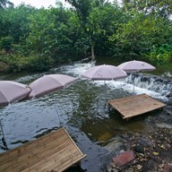ไร่สานฝันธารน้ำใส