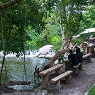 ไร่สานฝันธารน้ำใส