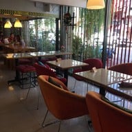 ภูเลย Restaurant ถนนร่วมใจ
