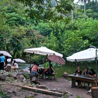ไร่สานฝันธารน้ำใส