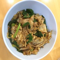เมนูของร้าน ราดหน้าเฮงยอดผัก สวนหลวงสแควร์