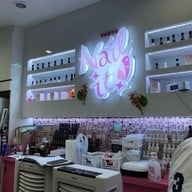 Nail It ทองหล่อ