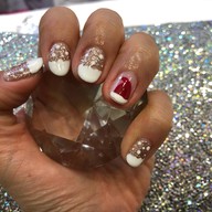 Nail It ทองหล่อ