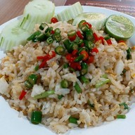 เมนูของร้าน ครัวรสเด็ด อาหารตามสั่ง B6 ตลาดเมืองทอง