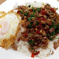 เมนูของร้าน ครัวรสเด็ด อาหารตามสั่ง B6 ตลาดเมืองทอง