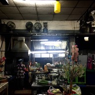 ร้านตากุฎ อาหารตามสั่ง