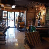 บรรยากาศ ⭐️The Box of fit  เดอะบ็อกซ์ออฟิต อาหารไทยรสดั้งเดิม สเต็ก เบอร์เกอร์ 🍔 อาหารไทยดั้งเดิม อาหารเกาหล The box of it⭐️