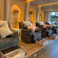 Remedy Nails and Beauty Sukhumvit 39 / สุขุมวิท 39