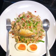 ยำขนมจีนผิงผิง