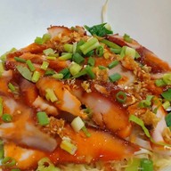 เมนูของร้าน เฮียตั้วข้าวมันไก่ ข้าวหมูแดง ก๋วยเตี๋ยวหมู