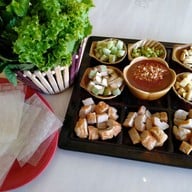 เมนูของร้าน พลอย แดงแหนมเนือง สาขาคลองหลวง