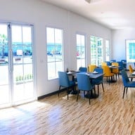 Villa Restaurant (วิลล่า เรสเตอรอง) เจ้าคุณวิลล่า คอมมูนิตี้มอลล์ ถนนเจ้าคุณทหาร เขตลาดกระบัง