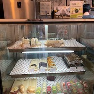 Mac-Chiato House Cake Box