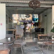 Mac-Chiato House Cake Box