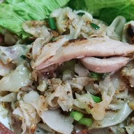 สุกี้คั่วไก่เจ้ปราณี