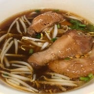 เมนูของร้าน ก๋วยเตี๋ยวไก่ข้ามฟาก สุรวงศ์ สุรวงศ์