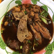 เมนูของร้าน ก๋วยเตี๋ยวจัดหนัก