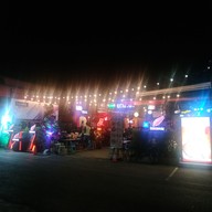 หน้าร้าน ย.น.น