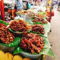 ร้านหมูทอดออนทัวร์ สาขาซอยผังเมืองกาฬสินธุ์