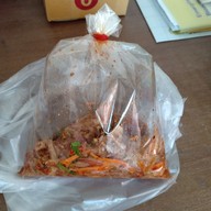 ฮีโร่ ยำไก่แซ่บ