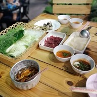 แจ่วฮ้อน คนกลางดง