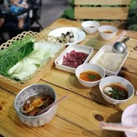 แจ่วฮ้อน คนกลางดง
