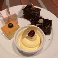 The Brasserie Holiday Inn Bangkok Silom Hotel