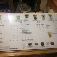 เมนู ChaEn Matcha (ชาเอ็น) (ชาเอ็น มัทฉะ)  ซีซั่นมอลล์ อยู่ในโซนฟู๊ดคอร์ท ด้านใน Tops
