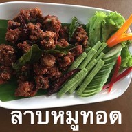 ครัวริมคลอง (ข้างวัดศาลาแดง)