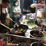 แชมป์ราดหน้า ห้วยขวาง