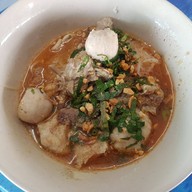 ก๋วยเตี๋ยวพริกสวน