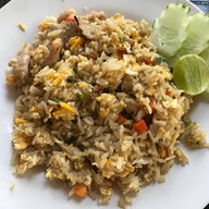 เมนูของร้าน ก๋วยเตี๋ยวอร่อยลืมโลก