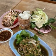 ส้มตำโปงลาง