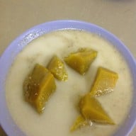 เมนูของร้าน ก๋วยเตี๋ยวหลอด สูตรโบราณ หลัง สน.พลับพลาไชย