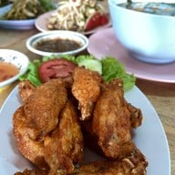 ส้มตำโปงลาง