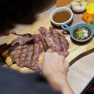 เมนูของร้าน The Elephant Butcher & Eatery