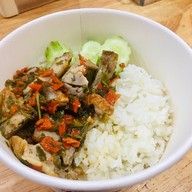 ชายเจ็ดเป็ดย่าง