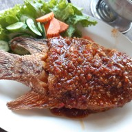 สุกี้ทาโร่