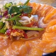 ร้าน ส้มตำ-ยำซี๊ด