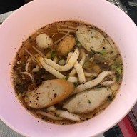 เมนูของร้าน ก๋วยเตี๋ยวปลาอันดามัน เฉลิมพระเกียรติ ร.๙ - พัฒนาการ