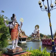 วัดปลายแหลม สมุย