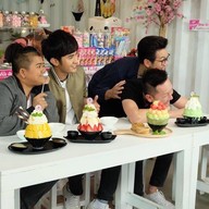 Snow ice by Fuse ร้านบิงซูและเกล็ดหิมะ(ของอร่อยย่าน แบริ่ง บางนา ลาซาล) สโนว์ไอซ์บายฟิวส์