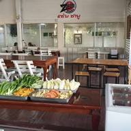 บรรยากาศ ธนิกา ก๋วยเตี๋ยวรสเด็ด