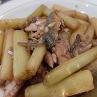 เมนูของร้าน ยุ้งสยาม ไทยคูวซีน ถนนพระอาทิตย์ {หลัก}